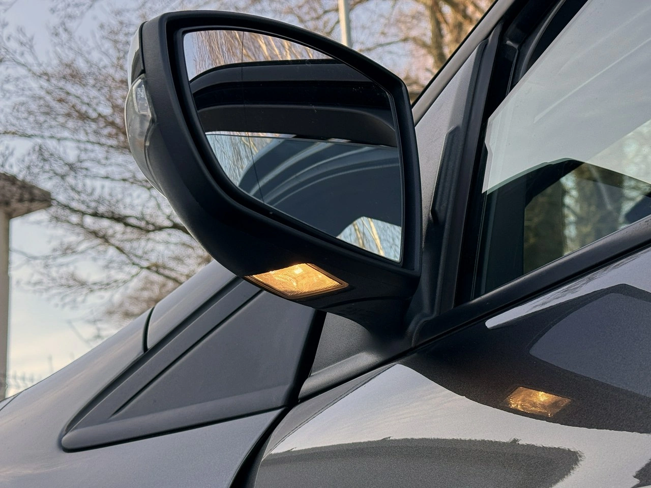 Ford Kuga - Zdjęcie 52