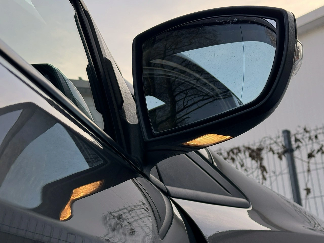 Ford Kuga - Zdjęcie 53