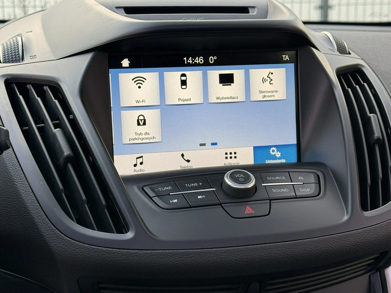 Ford Kuga - Zdjęcie 9