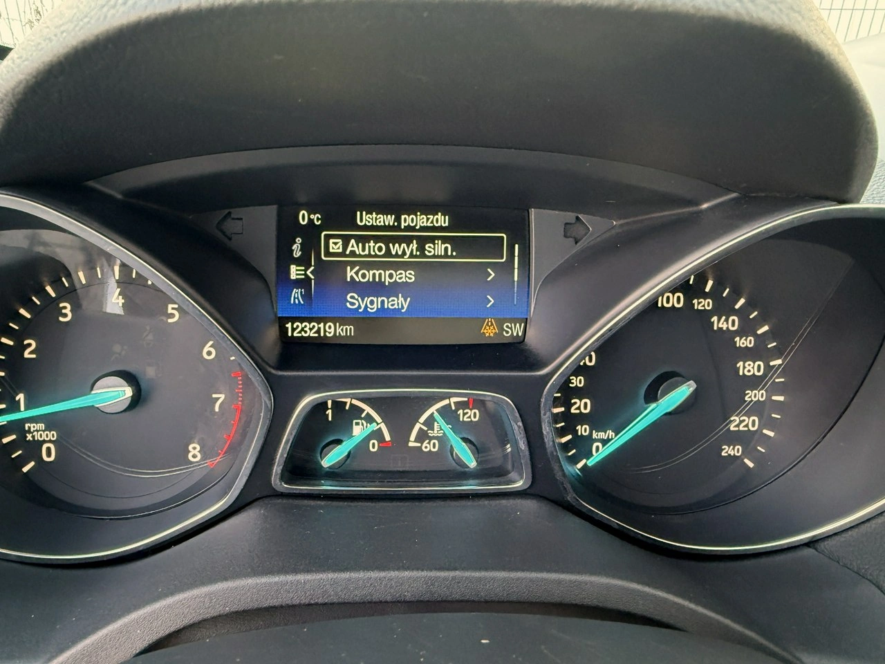 Ford Kuga - Zdjęcie 62