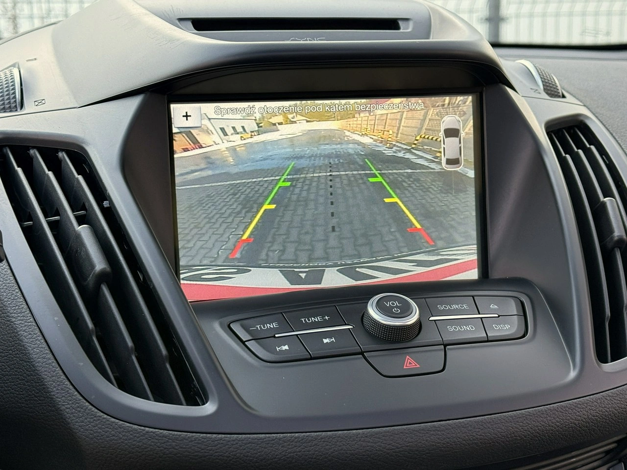 Ford Kuga - Zdjęcie 7