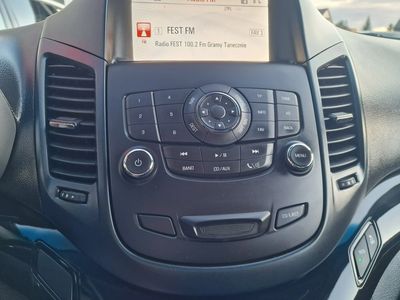 Chevrolet Orlando - Zdjęcie 30