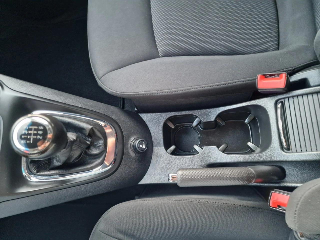 Chevrolet Orlando - Zdjęcie 32