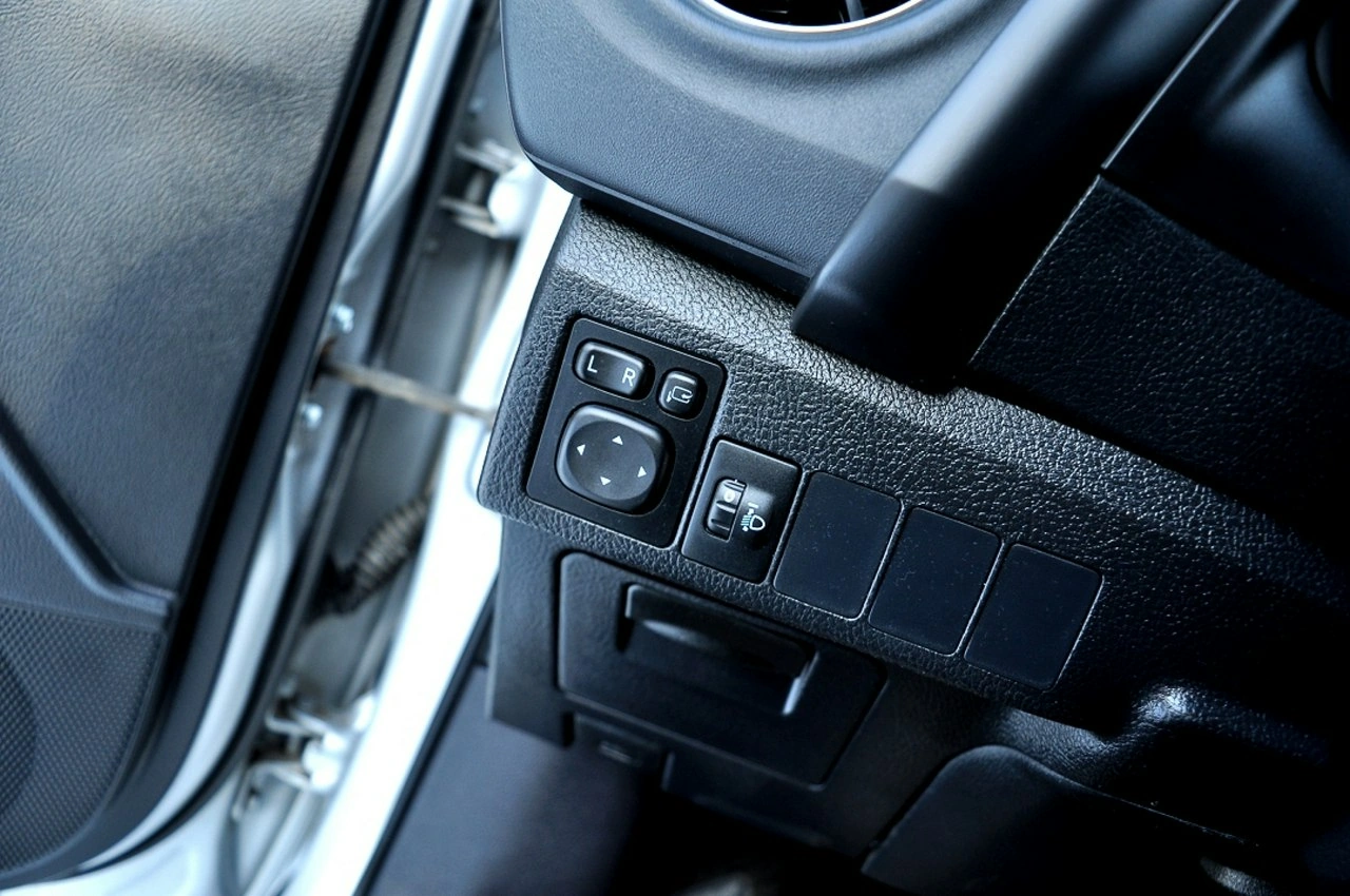 Toyota Auris - Zdjęcie 20