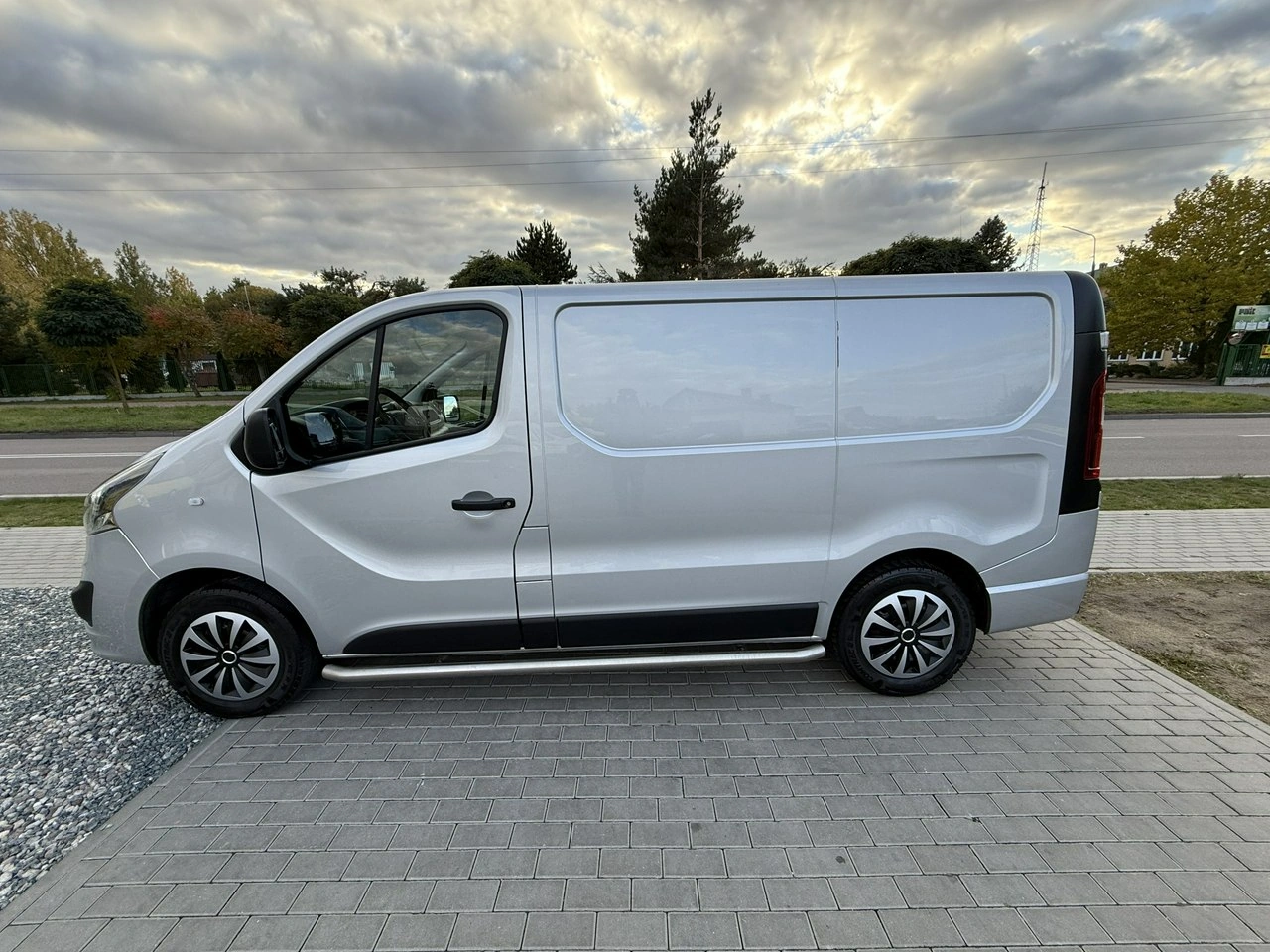 Opel Vivaro - Zdjęcie 8