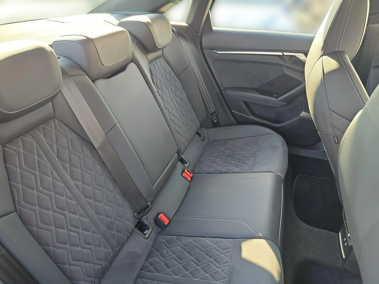 Audi S3 - Zdjęcie 10