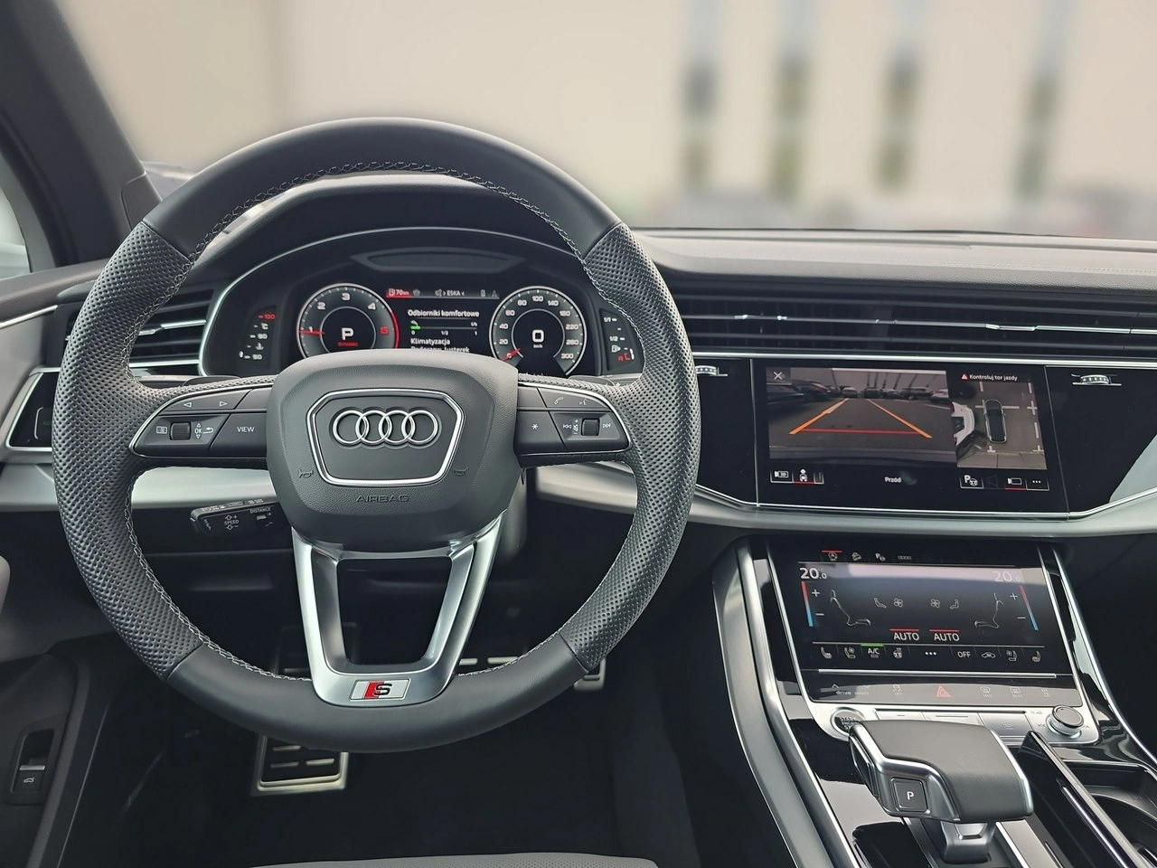 Audi Q7 - Zdjęcie 9
