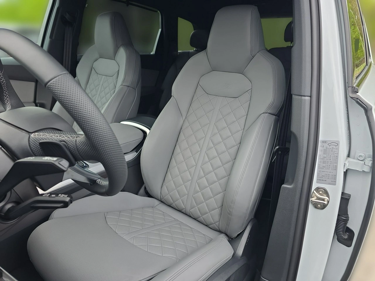 Audi Q7 - Zdjęcie 17