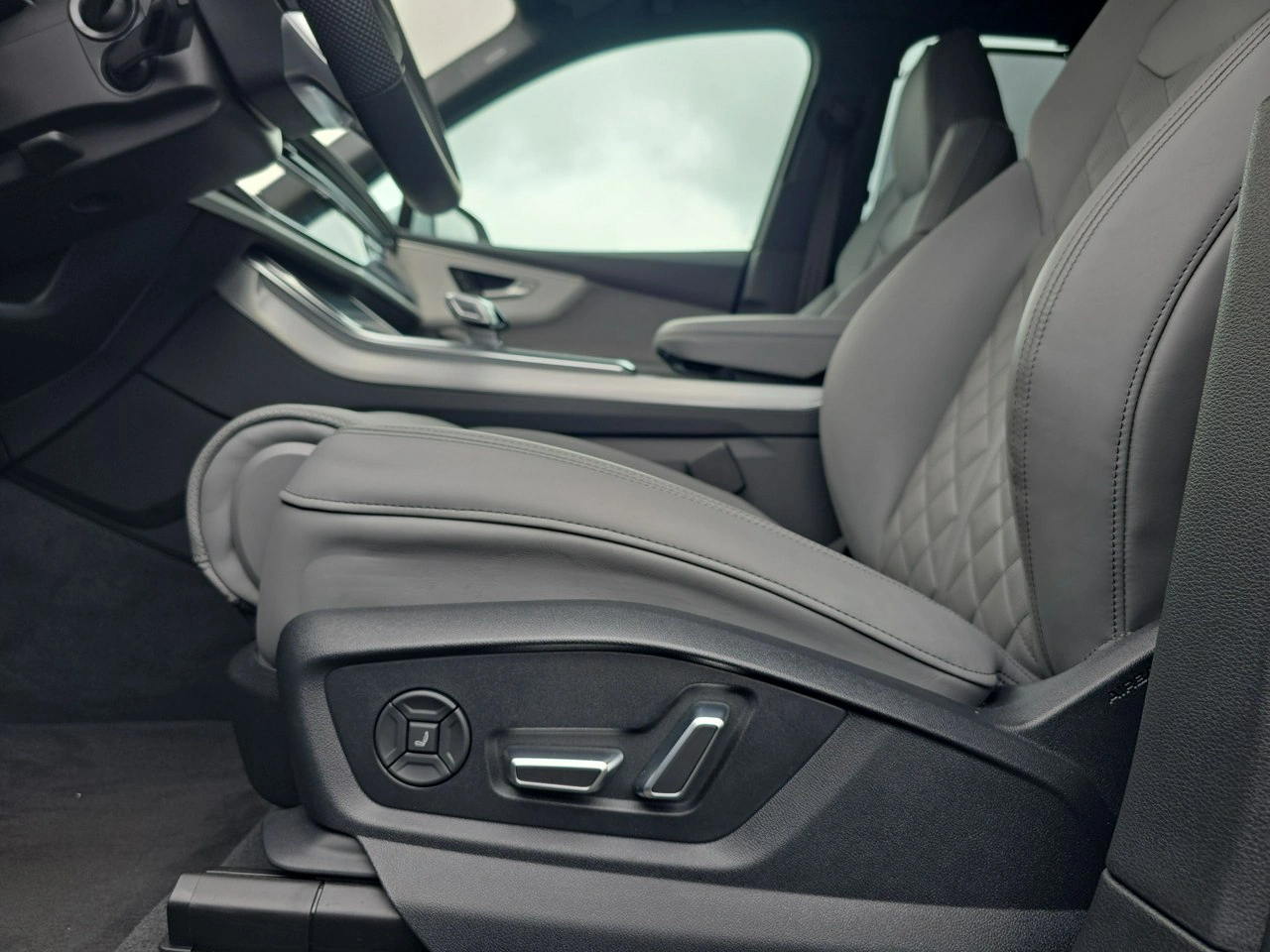 Audi Q7 - Zdjęcie 18