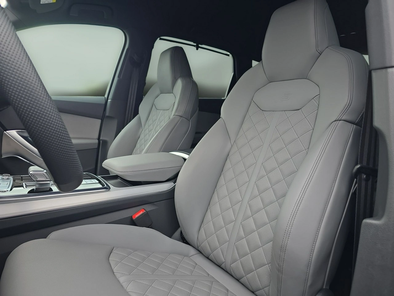Audi Q7 - Zdjęcie 19