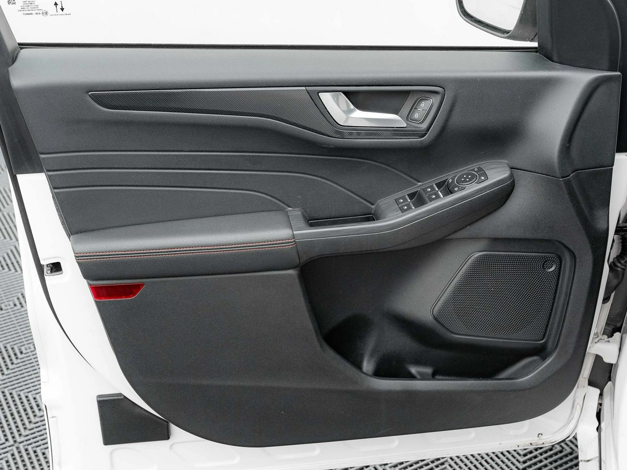 Ford Kuga - Zdjęcie 11