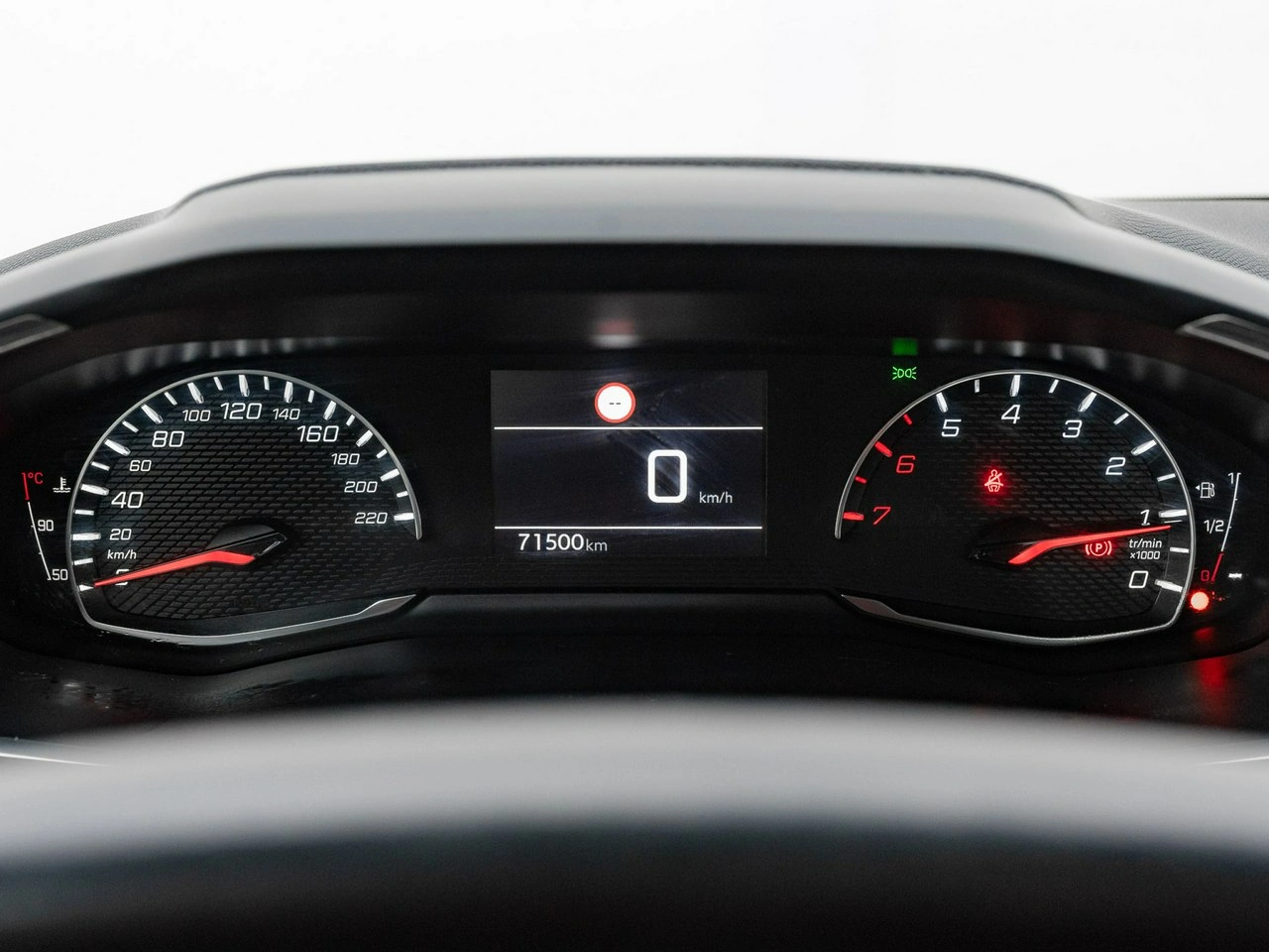 Peugeot 208 - Zdjęcie 14