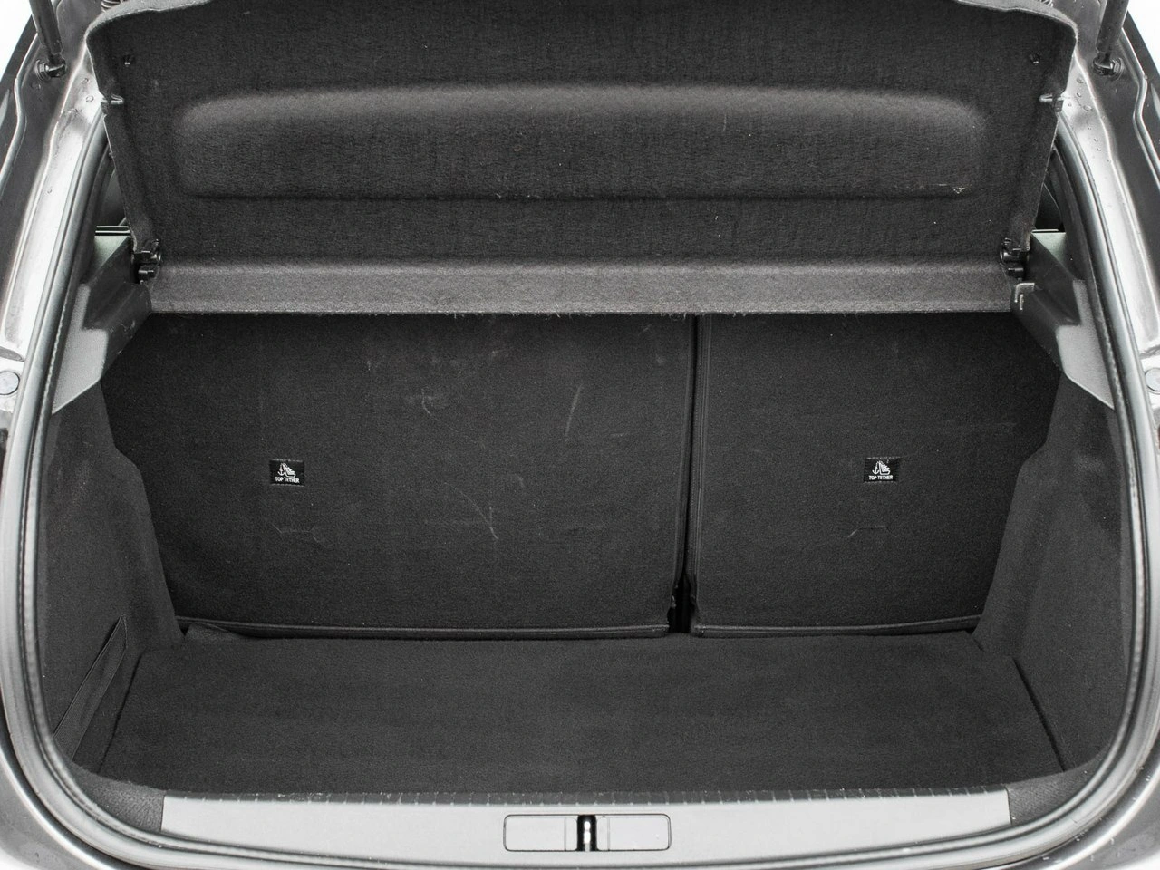 Peugeot 208 - Zdjęcie 29