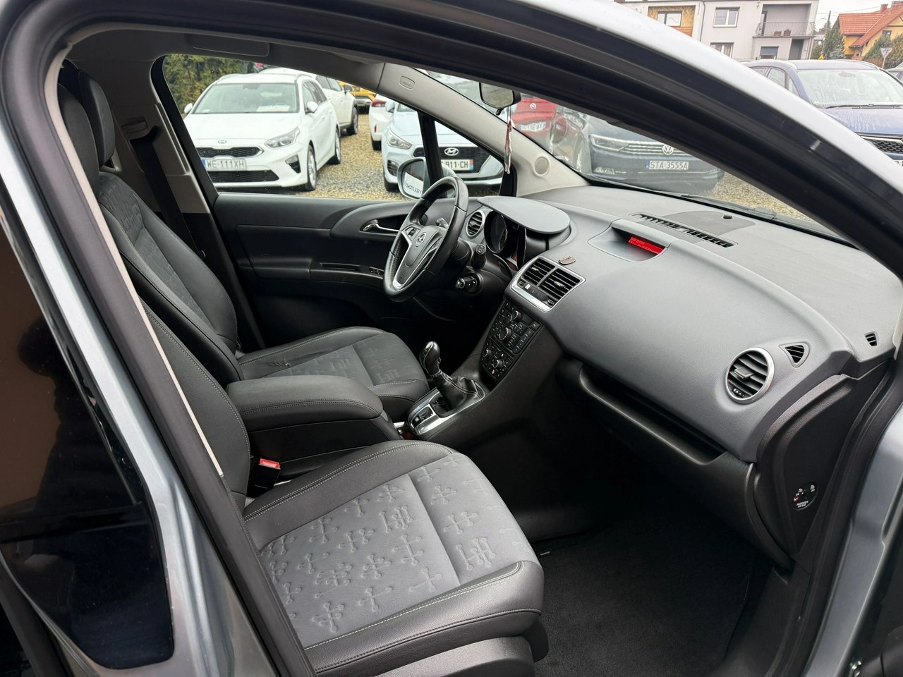 Opel Meriva - Zdjęcie 19