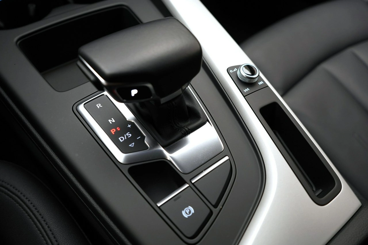 Audi A4 - Zdjęcie 21