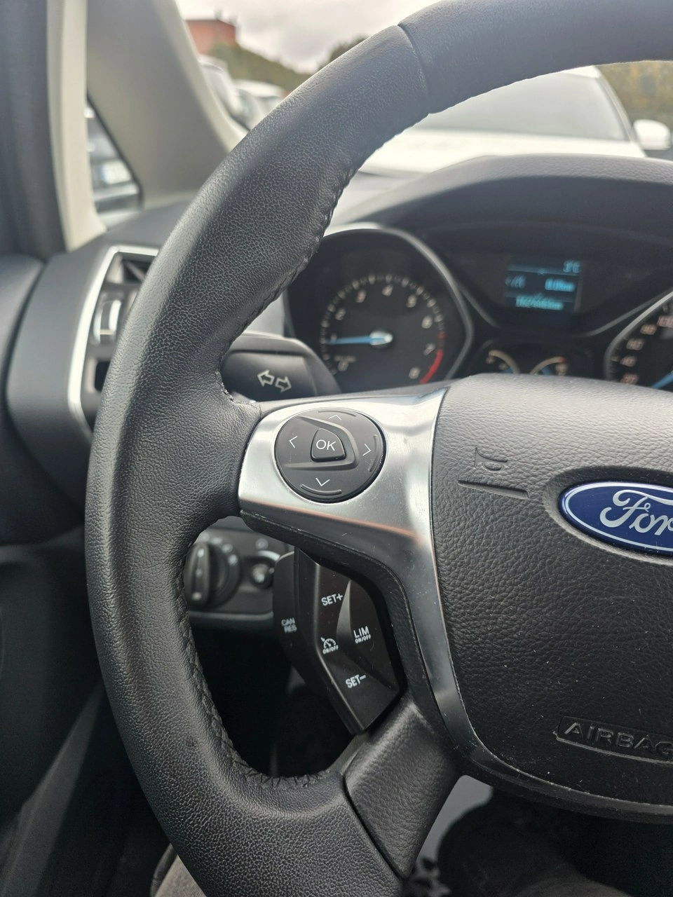 Ford C-MAX - Zdjęcie 20