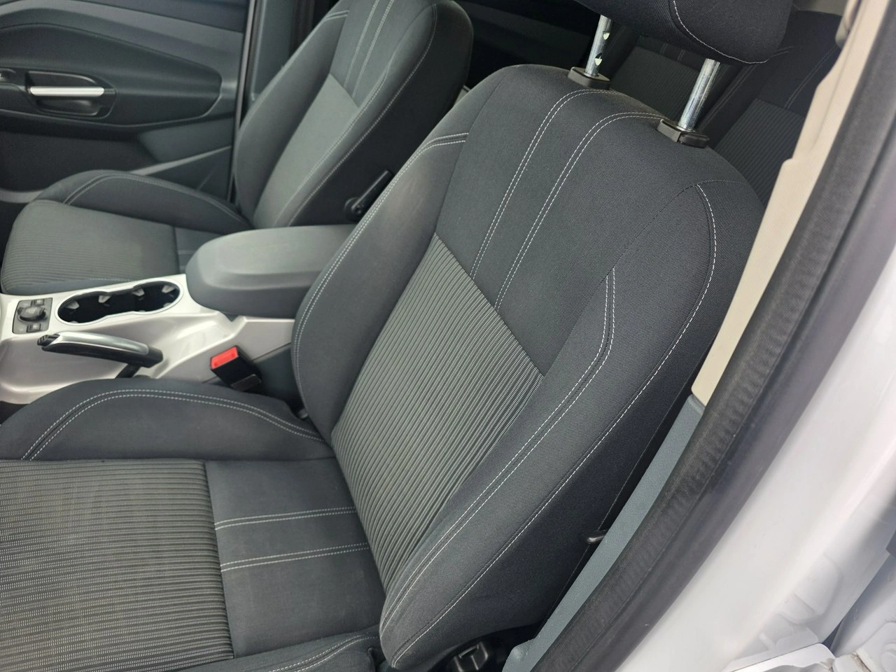 Ford C-MAX - Zdjęcie 22