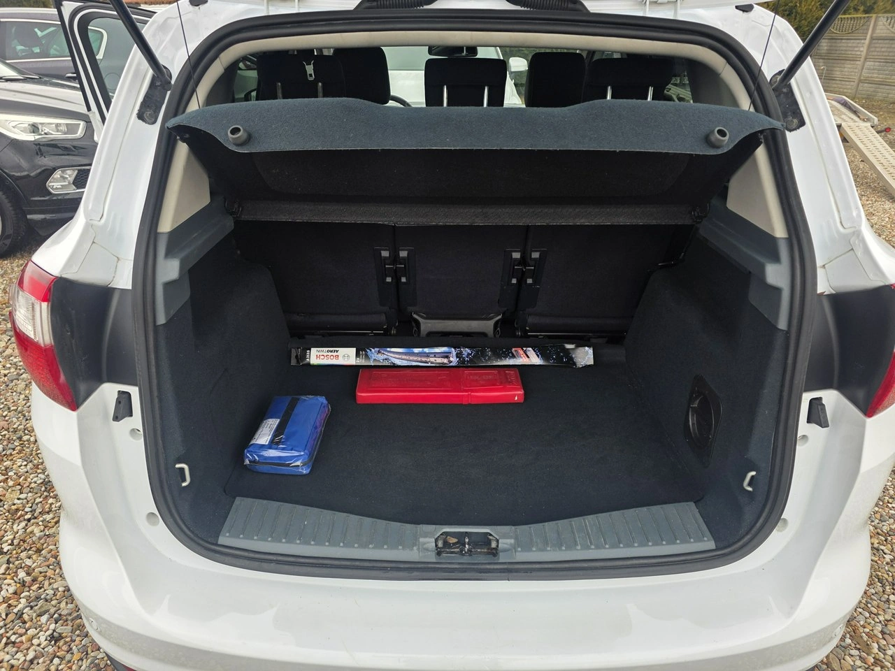 Ford C-MAX - Zdjęcie 25