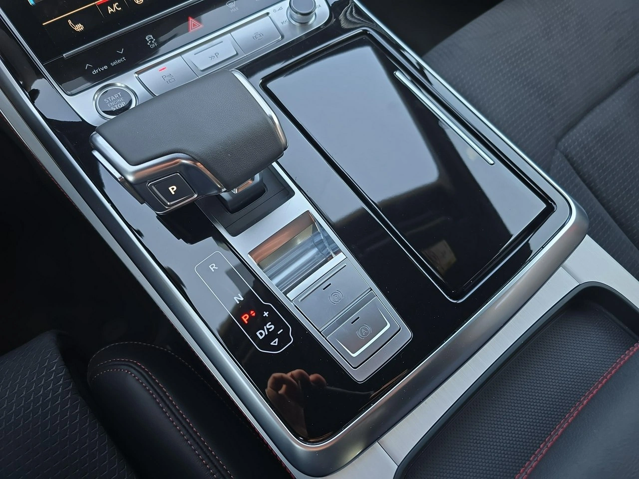 Audi Q7 - Zdjęcie 13