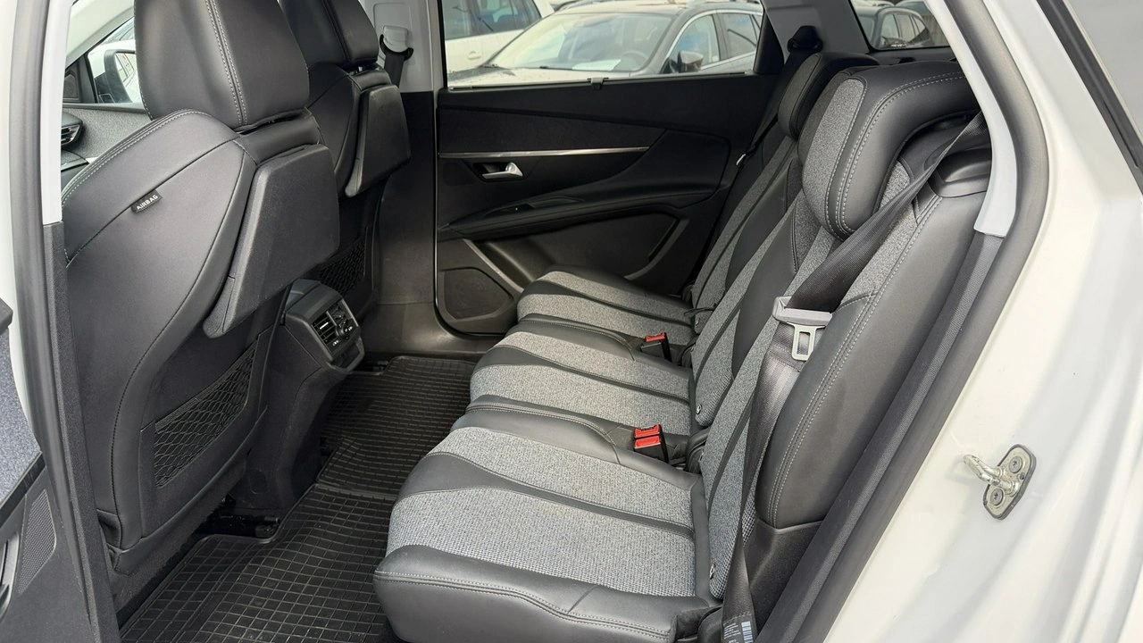 Peugeot 5008 - Zdjęcie 18