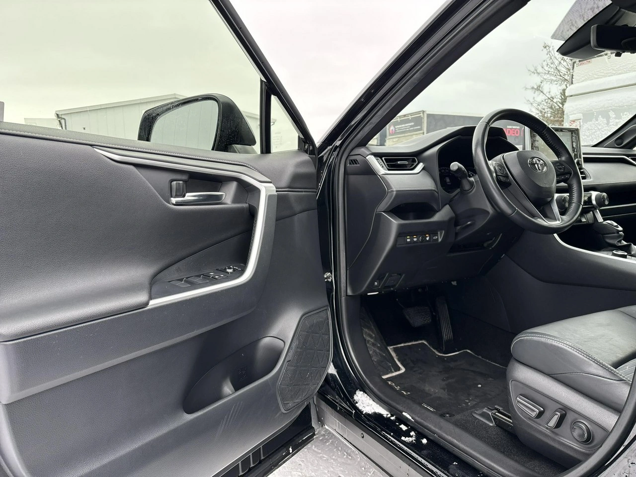 Toyota RAV-4 - Zdjęcie 9