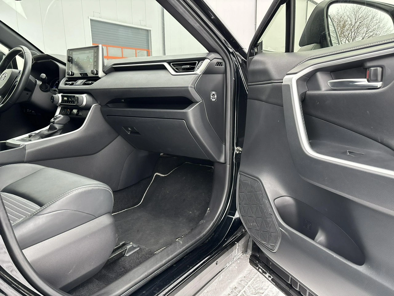 Toyota RAV-4 - Zdjęcie 18