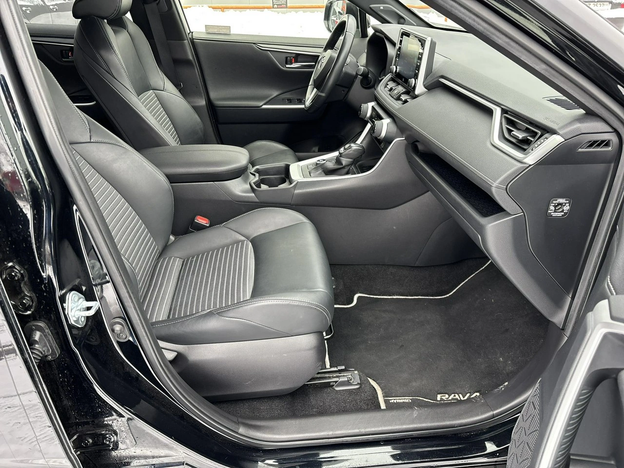 Toyota RAV-4 - Zdjęcie 19