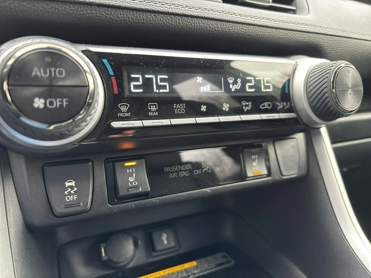 Toyota RAV-4 - Zdjęcie 23