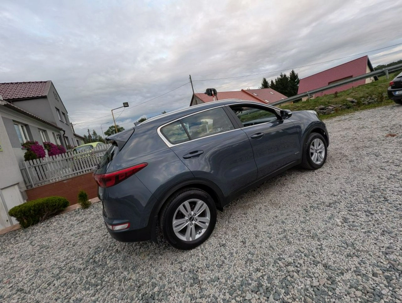 Kia Sportage - Zdjęcie 4
