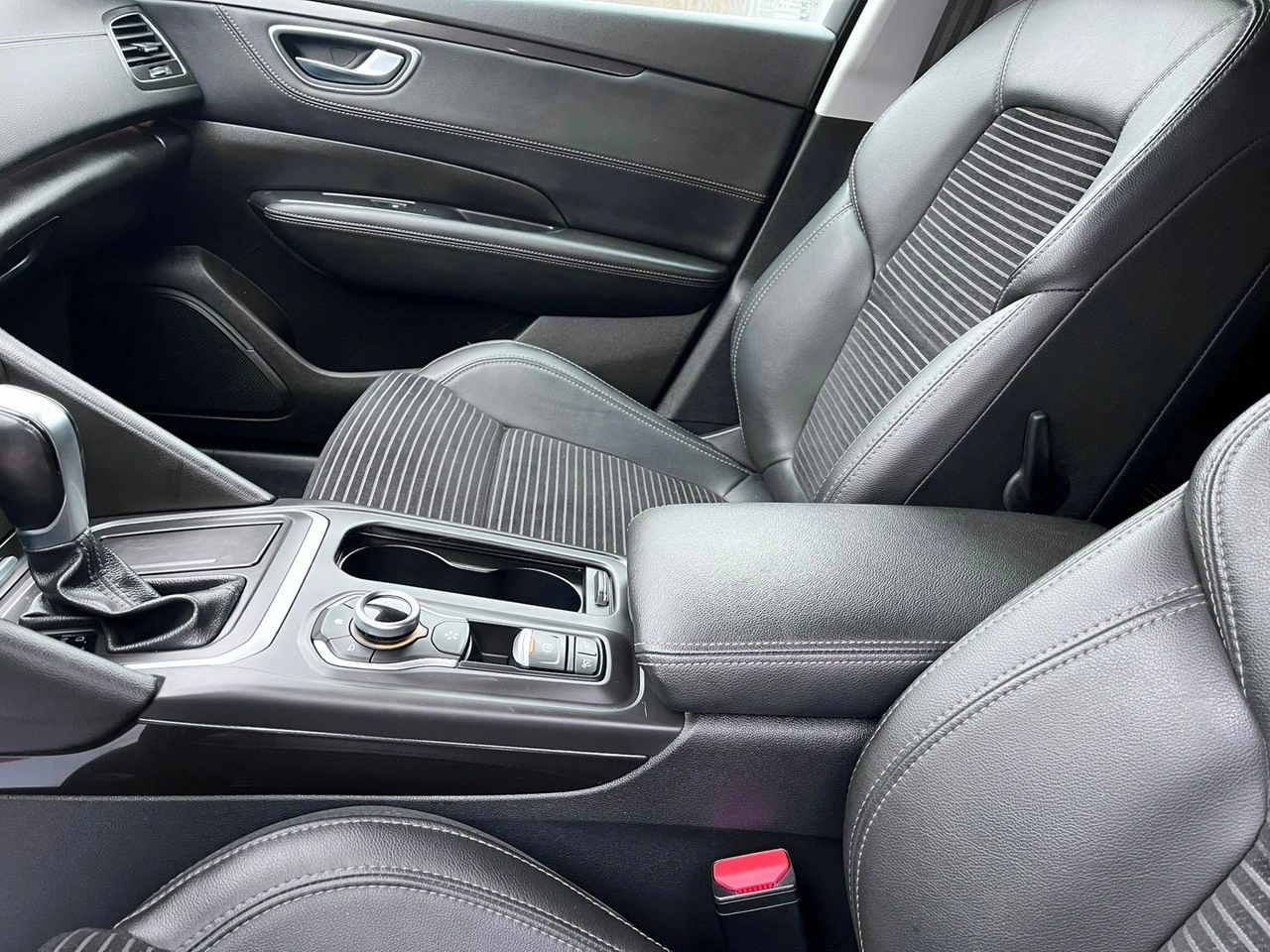 Renault Talisman - Zdjęcie 30