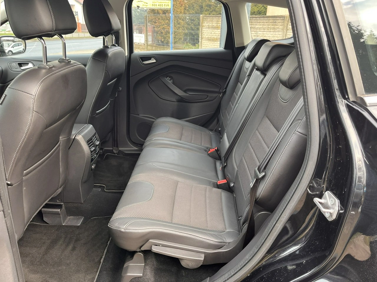 Ford Kuga - Zdjęcie 27