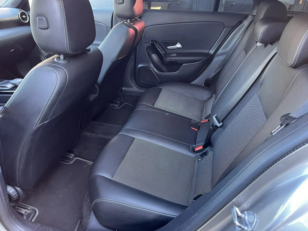 Mercedes CLA 180 - Zdjęcie 26