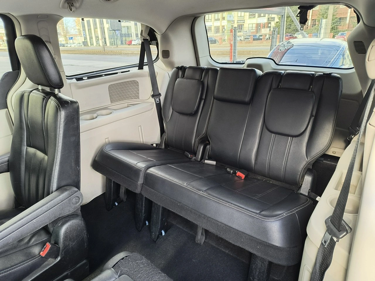 Dodge Caravan - Zdjęcie 12