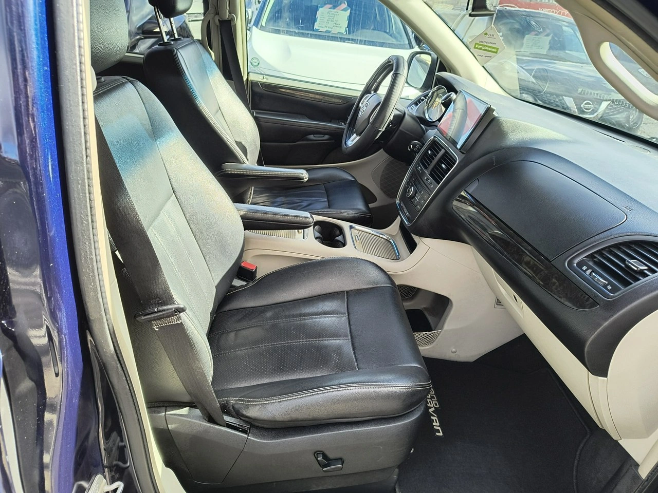 Dodge Caravan - Zdjęcie 17