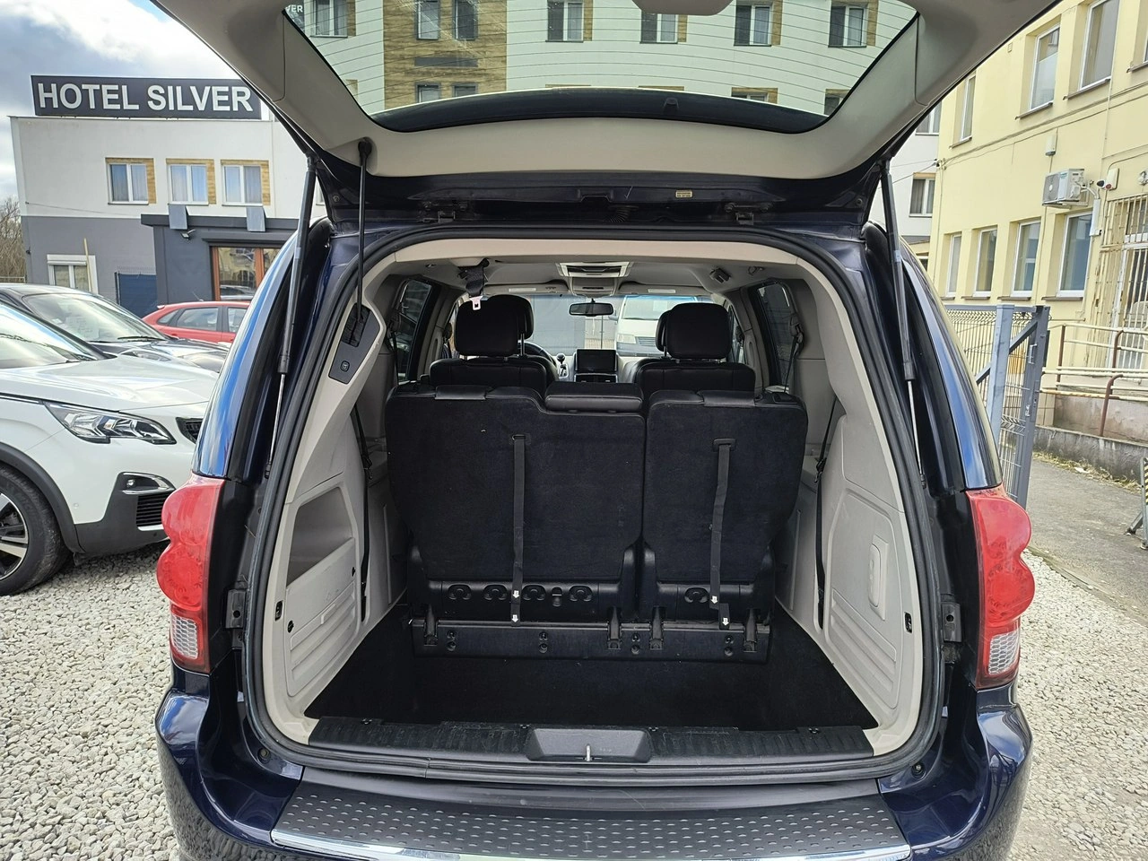 Dodge Caravan - Zdjęcie 19