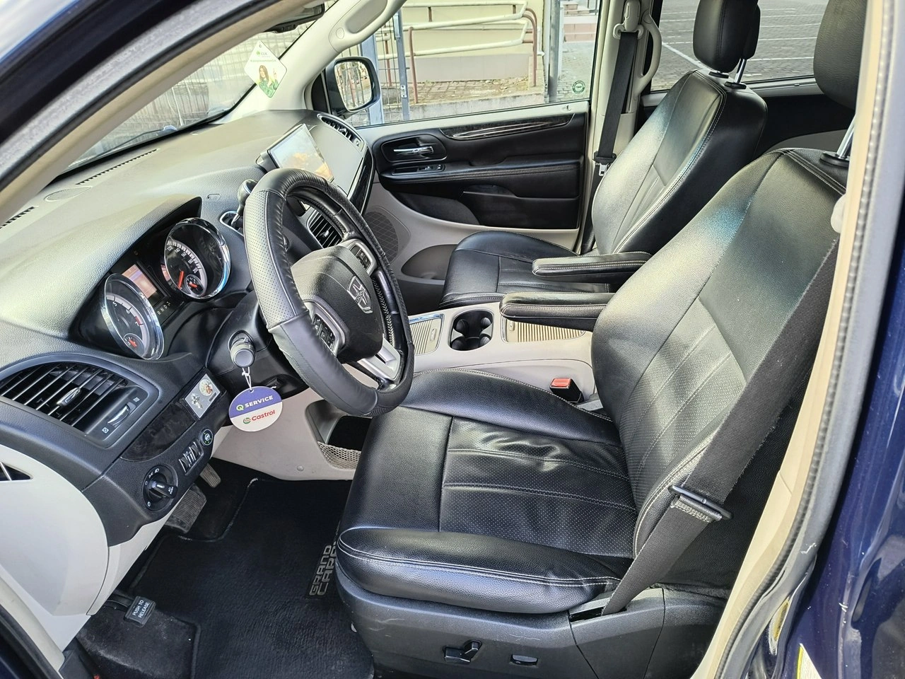 Dodge Caravan - Zdjęcie 8