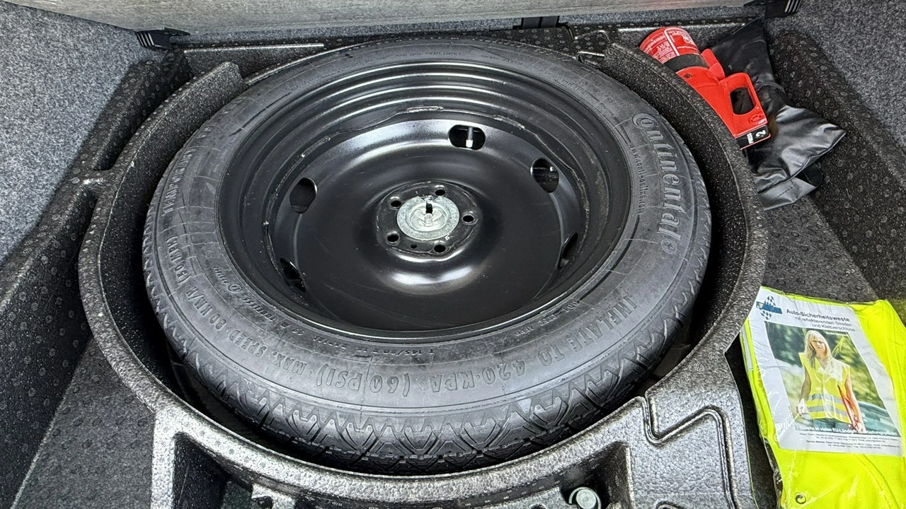 Volkswagen Tiguan - Zdjęcie 12