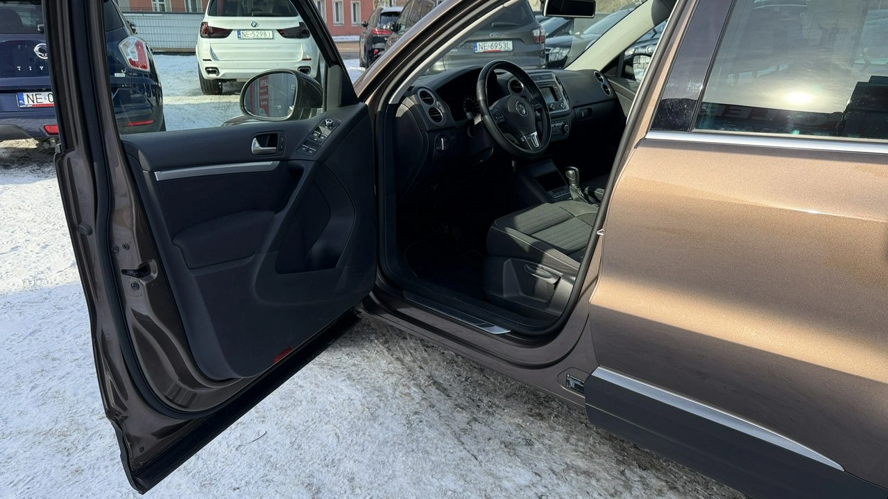 Volkswagen Tiguan - Zdjęcie 25