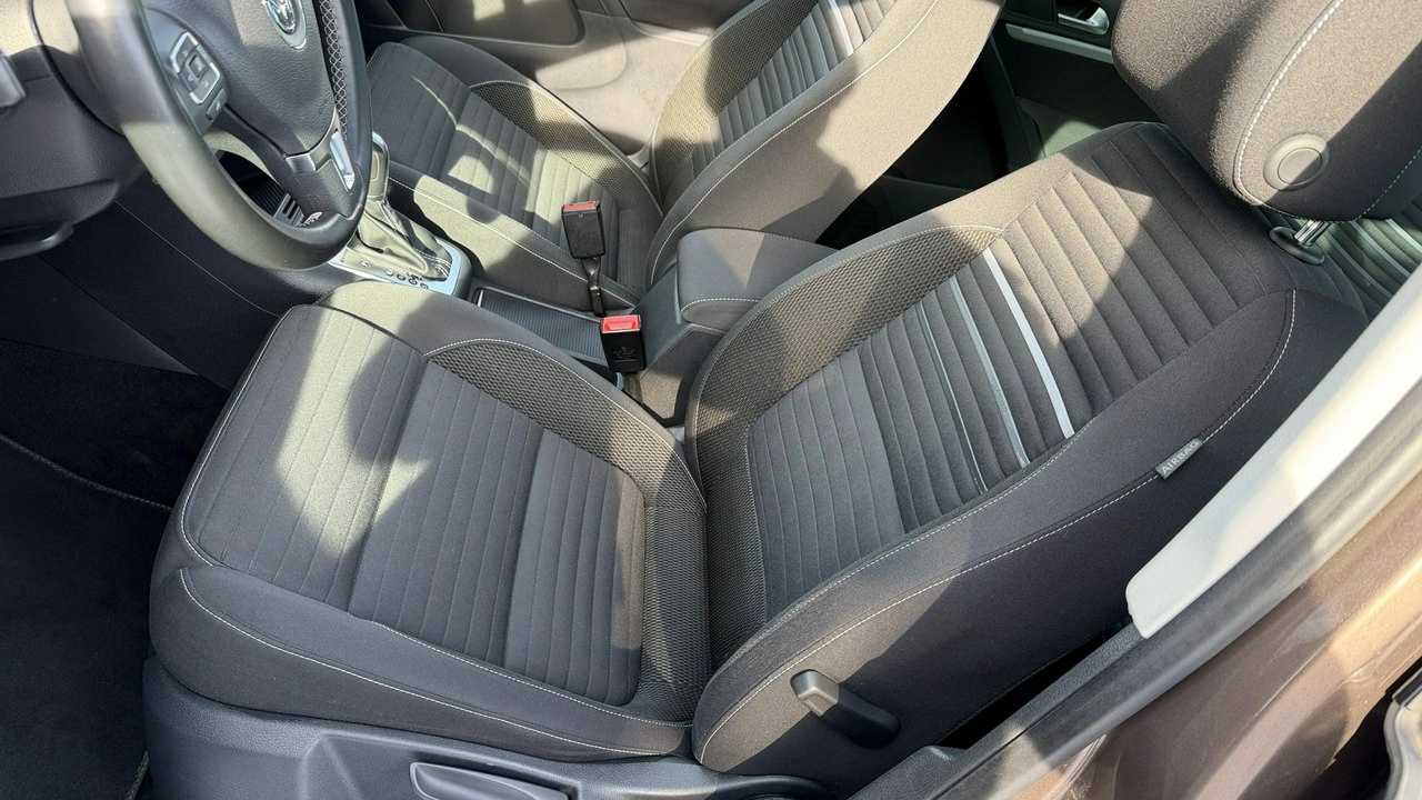 Volkswagen Tiguan - Zdjęcie 27