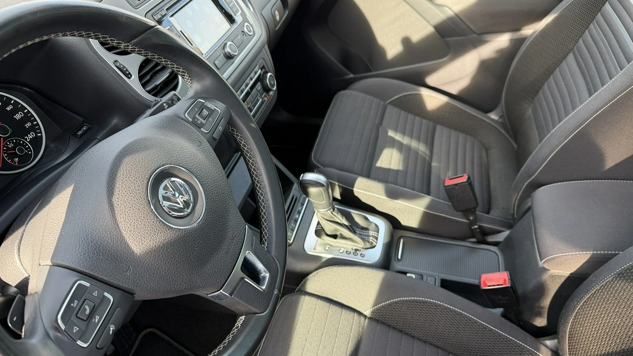 Volkswagen Tiguan - Zdjęcie 28