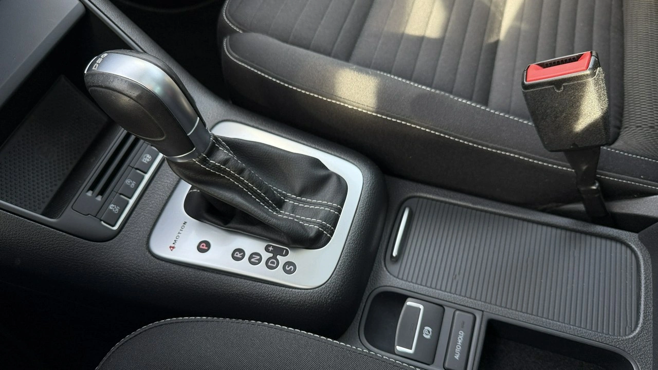 Volkswagen Tiguan - Zdjęcie 33