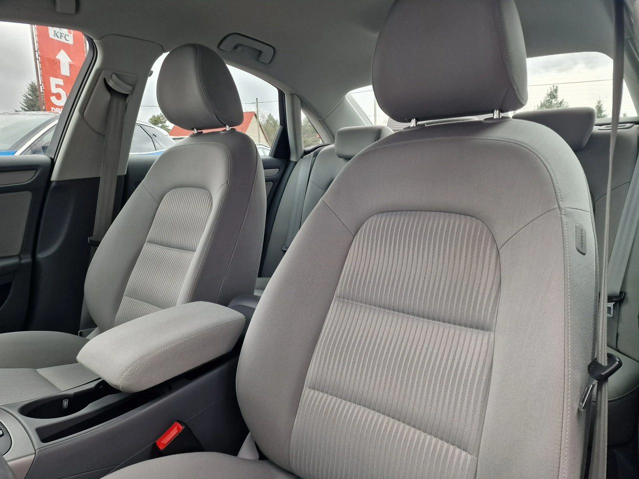 Audi A4 - Zdjęcie 17