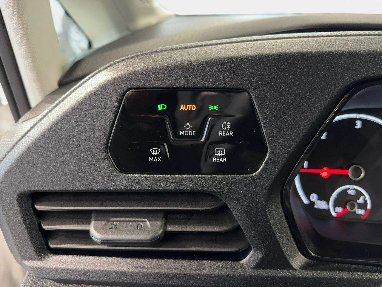 Volkswagen Caddy - Zdjęcie 14