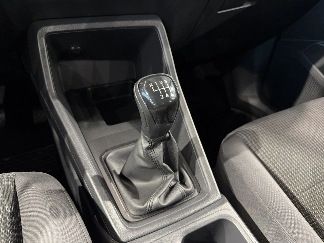 Volkswagen Caddy - Zdjęcie 21