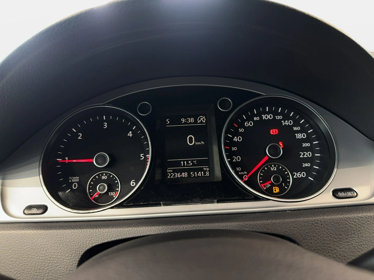 Volkswagen Passat Variant - Zdjęcie 15