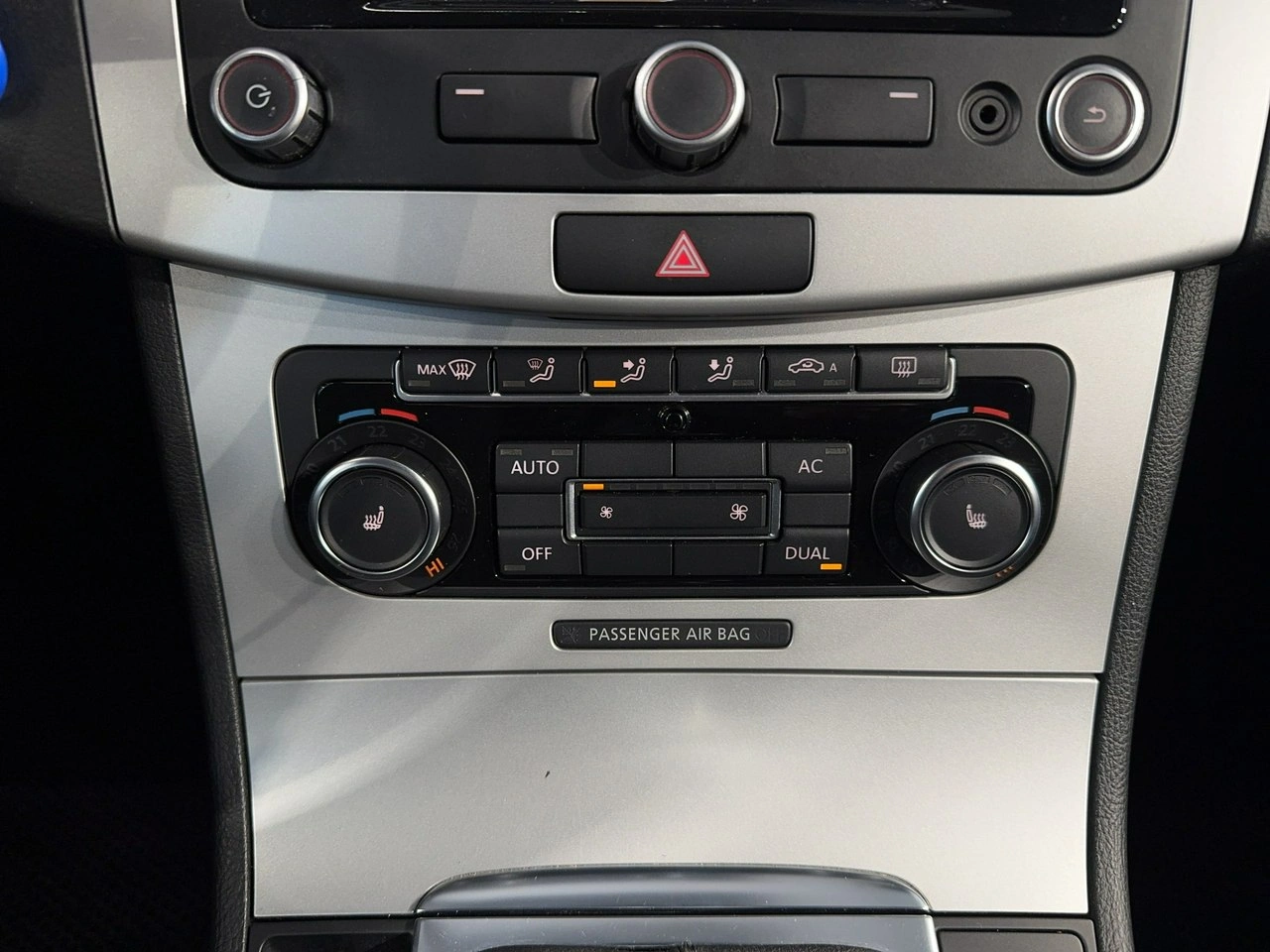 Volkswagen Passat Variant - Zdjęcie 17