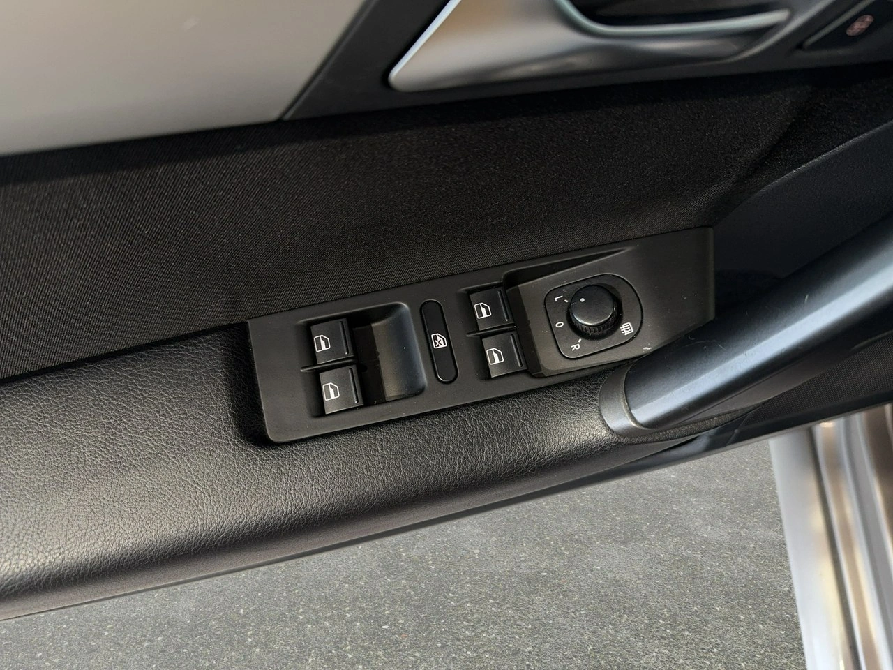 Volkswagen Passat Variant - Zdjęcie 19