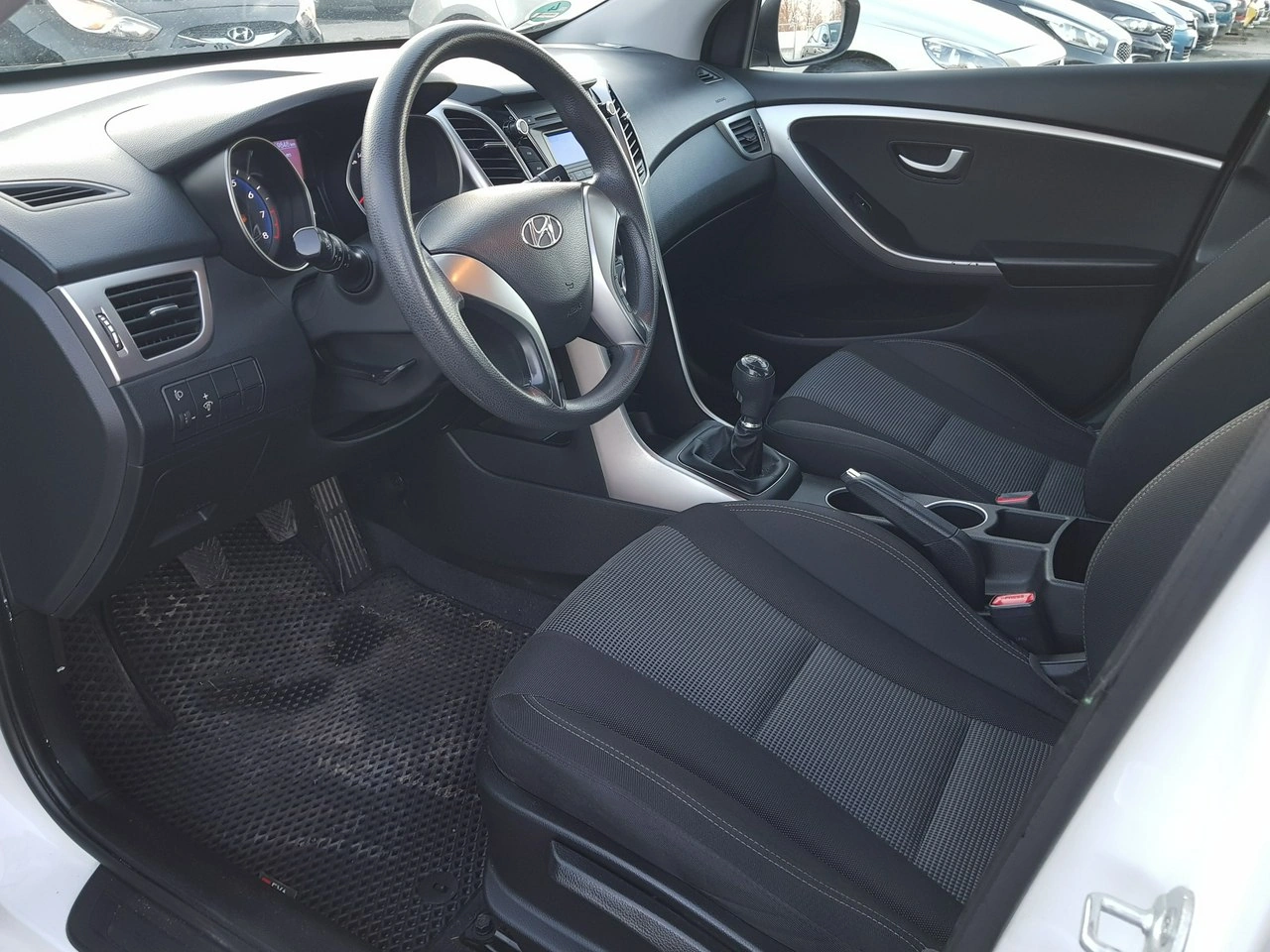 Hyundai i30 - Zdjęcie 9