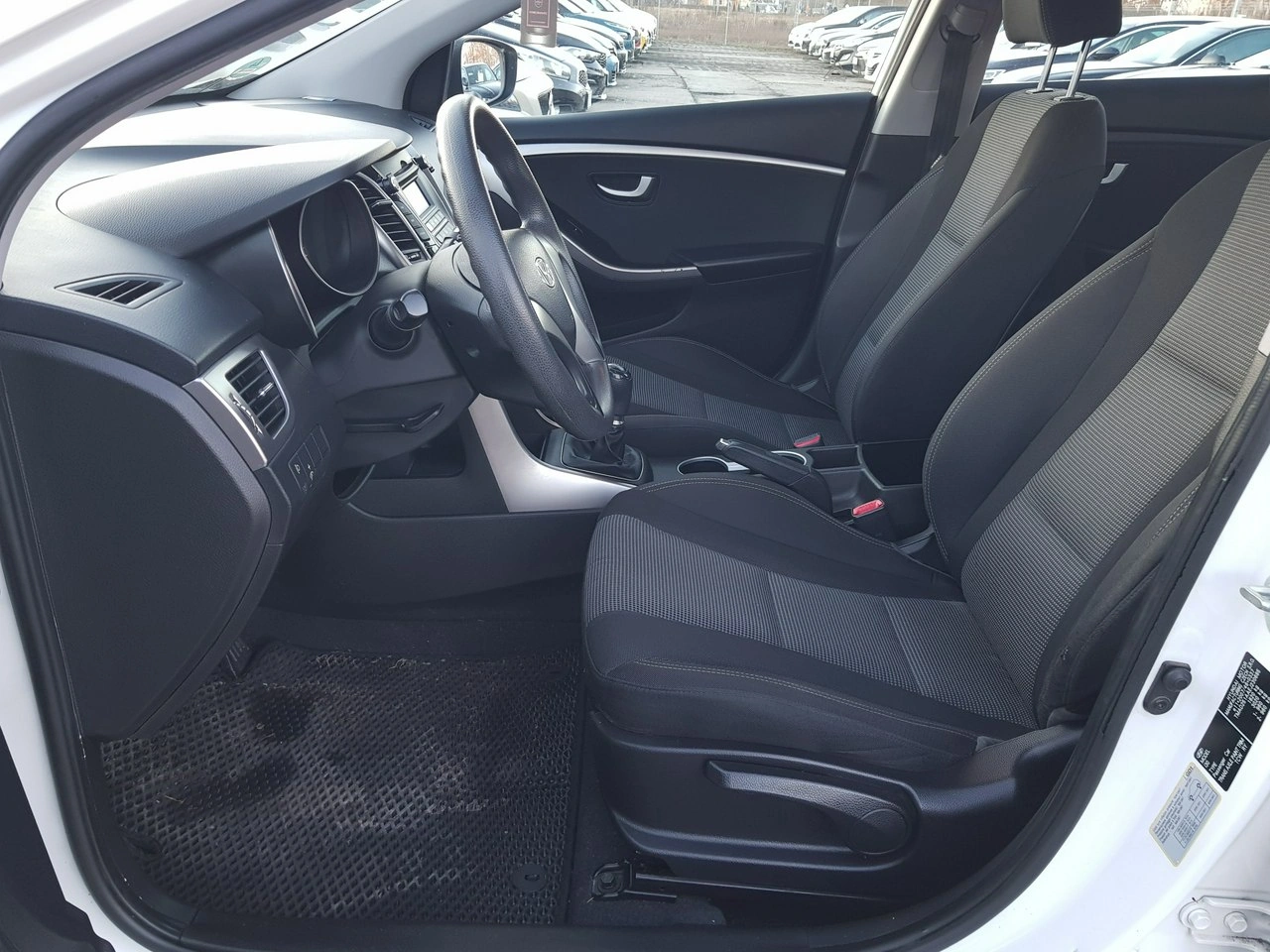 Hyundai i30 - Zdjęcie 8