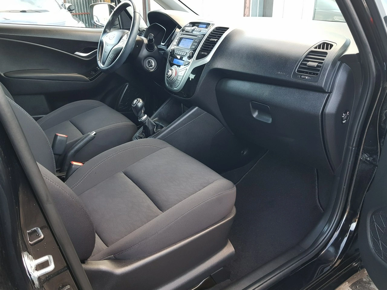 Hyundai ix20 - Zdjęcie 15